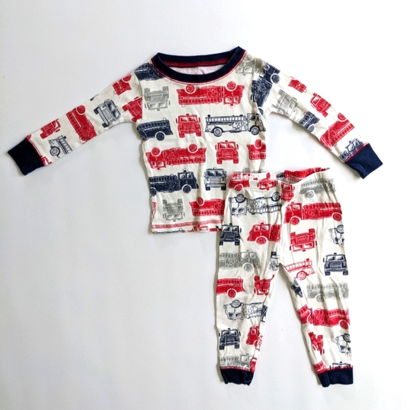 Sara's Prints Super Soft Firetruck Classic Pajama Set main image 1